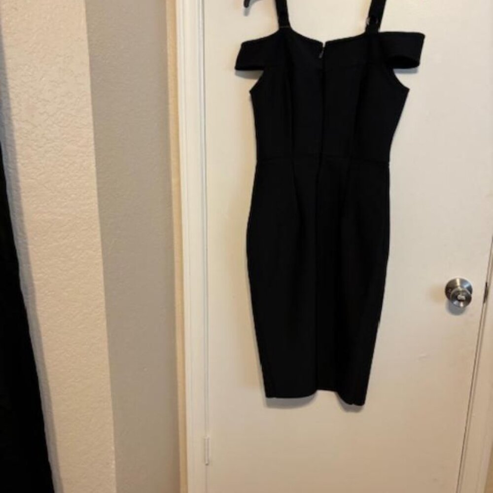 Hybrid & Company Sexy V Neck Stretchy Bodycon Party Bandage Dress L